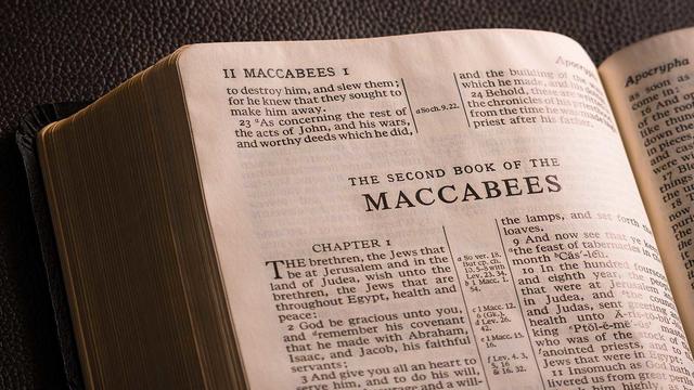 Os Reformadores Removeram os Livros Apócrifos da Bíblia?